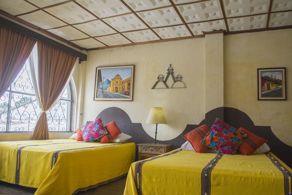 Don Valentino Hotel Antigua Екстериор снимка