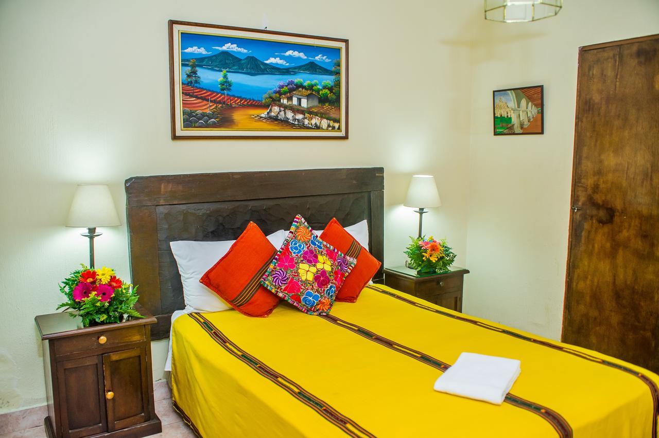 Don Valentino Hotel Antigua Екстериор снимка